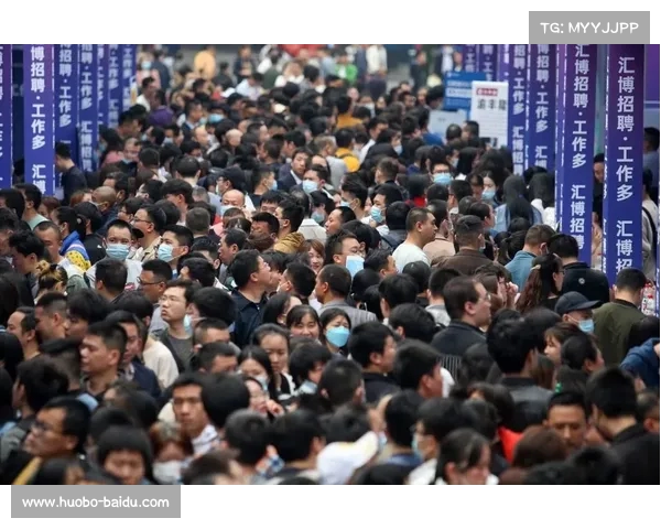 “太心酸了！”就业形势严峻，年轻人如何在逆境中寻找机会？(年轻人就业观念转变)